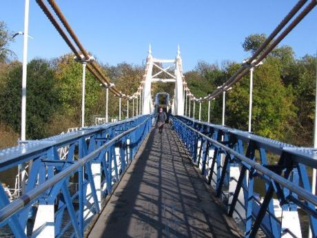 Teddington - the bridge at Teddington Lock.